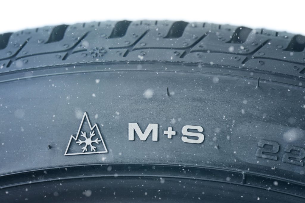 Marcatura 3PMSF con fiocco di neve e dicitura M+S sul fianco della gomma